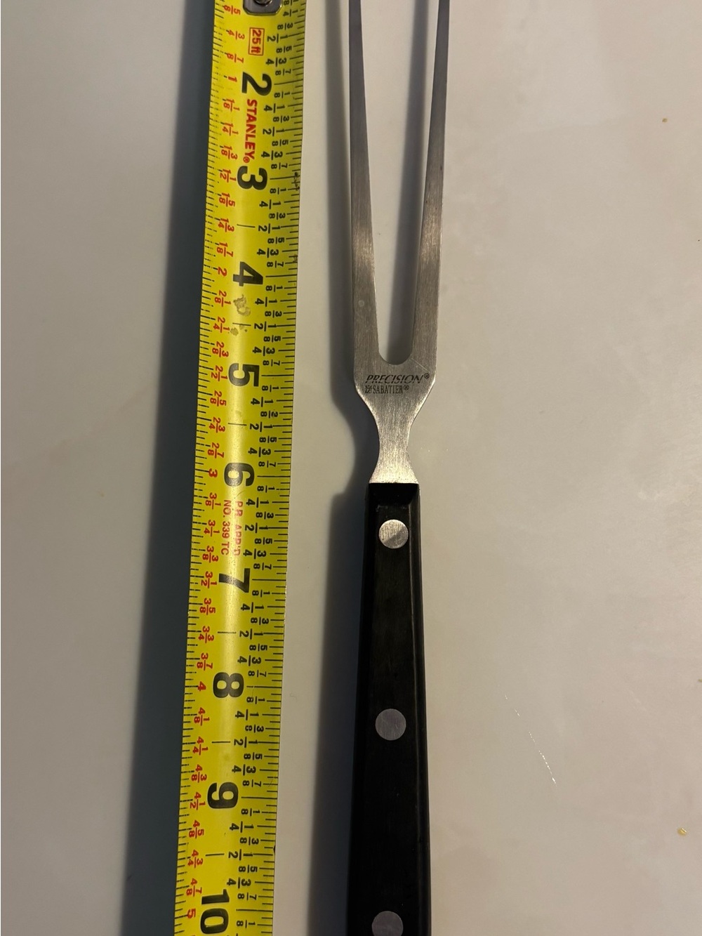 Vintage Precision by Sabatier 2-Tine Carving Fork – Full Tang, Triple Riveted - Picture 5 of 6